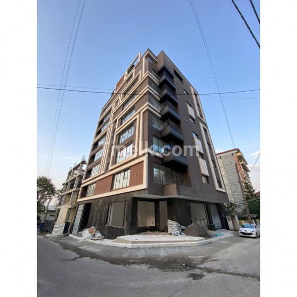 آپارتمان 190 متری خوش ساخت درمحوطه